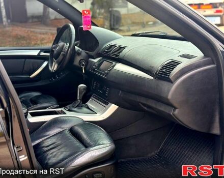 Черный БМВ Х5, объемом двигателя 3 л и пробегом 400 тыс. км за 6000 $, фото 11 на Automoto.ua