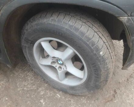 Черный БМВ Х5, объемом двигателя 3 л и пробегом 327 тыс. км за 3699 $, фото 5 на Automoto.ua