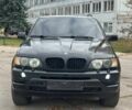 Черный БМВ Х5, объемом двигателя 3 л и пробегом 400 тыс. км за 6000 $, фото 1 на Automoto.ua