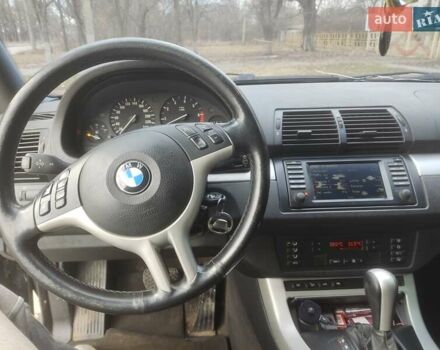 Черный БМВ Х5, объемом двигателя 4.4 л и пробегом 233 тыс. км за 9500 $, фото 2 на Automoto.ua