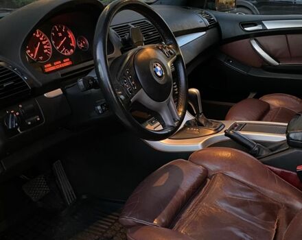 Чорний БМВ Х5, об'ємом двигуна 3 л та пробігом 418 тис. км за 7755 $, фото 4 на Automoto.ua