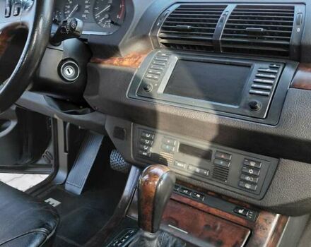 Чорний БМВ Х5, об'ємом двигуна 3 л та пробігом 260 тис. км за 11500 $, фото 24 на Automoto.ua