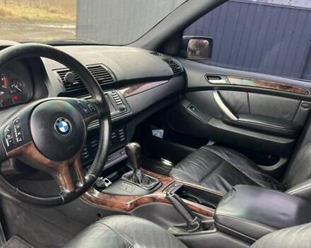 Черный БМВ Х5, объемом двигателя 4.4 л и пробегом 350 тыс. км за 6700 $, фото 9 на Automoto.ua