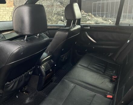 Чорний БМВ Х5, об'ємом двигуна 3 л та пробігом 421 тис. км за 6500 $, фото 3 на Automoto.ua