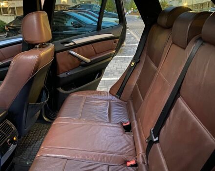 Чорний БМВ Х5, об'ємом двигуна 3 л та пробігом 418 тис. км за 7755 $, фото 6 на Automoto.ua