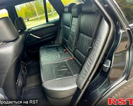 Черный БМВ Х5, объемом двигателя 3 л и пробегом 400 тыс. км за 6000 $, фото 10 на Automoto.ua