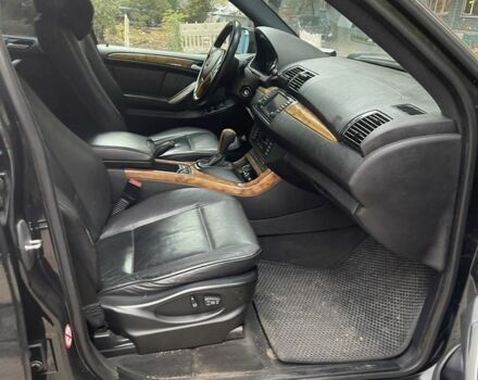 БМВ Х5 2002 в Днепре (Днепропетровске) на Automoto.ua Черный БМВ Х5, объемом двигателя 4.4 л и пробегом 445 тыс. км за 7500 $, фото 4 на Automoto.ua