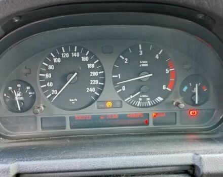 Черный БМВ Х5, объемом двигателя 2.9 л и пробегом 350 тыс. км за 6730 $, фото 4 на Automoto.ua