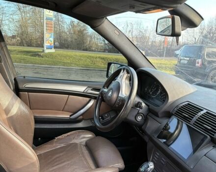 Черный БМВ Х5, объемом двигателя 3 л и пробегом 400 тыс. км за 7000 $, фото 6 на Automoto.ua