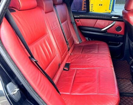 Черный БМВ Х5, объемом двигателя 4.6 л и пробегом 346 тыс. км за 8000 $, фото 7 на Automoto.ua