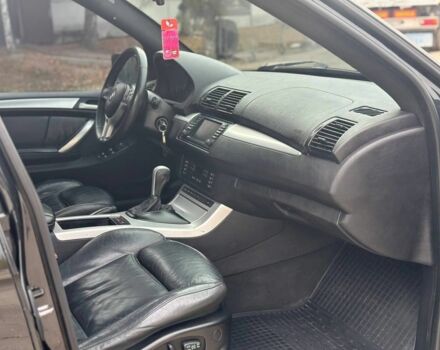 Черный БМВ Х5, объемом двигателя 3 л и пробегом 400 тыс. км за 6000 $, фото 11 на Automoto.ua