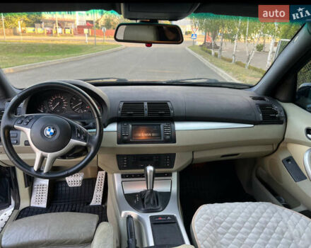 Чорний БМВ Х5, об'ємом двигуна 2.93 л та пробігом 359 тис. км за 8950 $, фото 6 на Automoto.ua