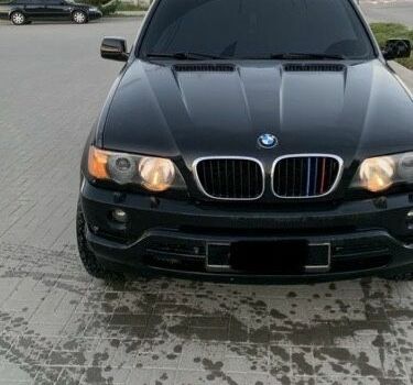 Чорний БМВ Х5, об'ємом двигуна 3 л та пробігом 450 тис. км за 4150 $, фото 3 на Automoto.ua