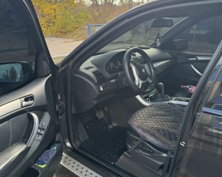 Черный БМВ Х5, объемом двигателя 3 л и пробегом 1000 тыс. км за 5100 $, фото 6 на Automoto.ua