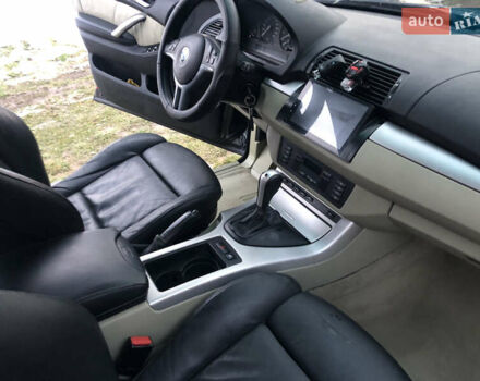 Черный БМВ Х5, объемом двигателя 2.93 л и пробегом 450 тыс. км за 7800 $, фото 4 на Automoto.ua