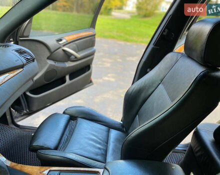 Черный БМВ Х5, объемом двигателя 2.93 л и пробегом 330 тыс. км за 10500 $, фото 9 на Automoto.ua