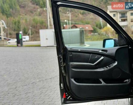 Черный БМВ Х5, объемом двигателя 3 л и пробегом 400 тыс. км за 8700 $, фото 37 на Automoto.ua