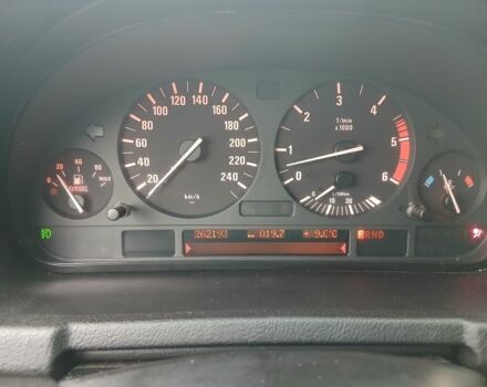 Черный БМВ Х5, объемом двигателя 3 л и пробегом 260 тыс. км за 4700 $, фото 15 на Automoto.ua