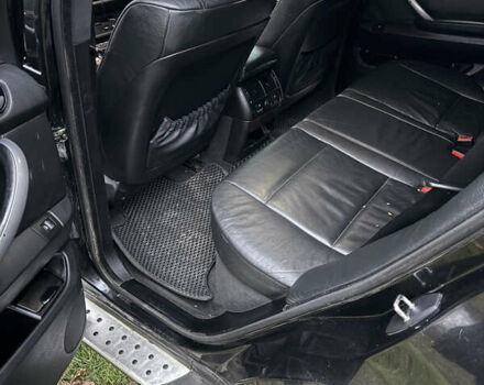 Черный БМВ Х5, объемом двигателя 2.98 л и пробегом 404 тыс. км за 9500 $, фото 5 на Automoto.ua