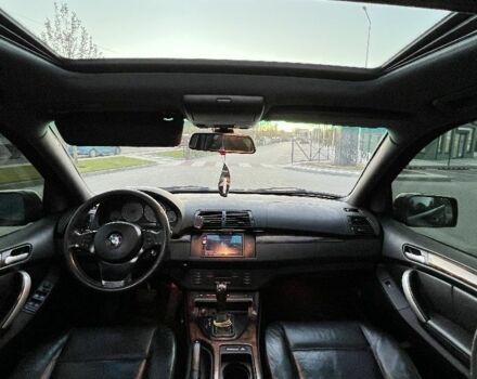 Черный БМВ Х5, объемом двигателя 4.4 л и пробегом 295 тыс. км за 7000 $, фото 8 на Automoto.ua