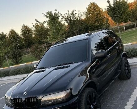 Черный БМВ Х5, объемом двигателя 4.4 л и пробегом 295 тыс. км за 7000 $, фото 2 на Automoto.ua