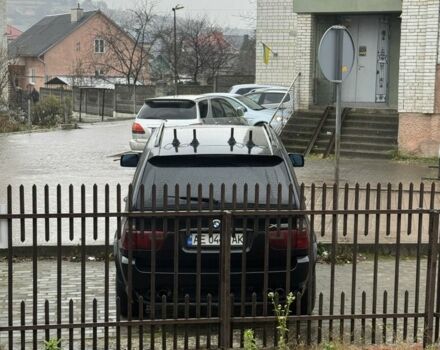 Чорний БМВ Х5, об'ємом двигуна 4.4 л та пробігом 420 тис. км за 7000 $, фото 2 на Automoto.ua