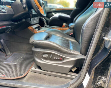 Черный БМВ Х5, объемом двигателя 2.93 л и пробегом 330 тыс. км за 10500 $, фото 8 на Automoto.ua