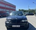 Черный БМВ Х5, объемом двигателя 3 л и пробегом 350 тыс. км за 8000 $, фото 1 на Automoto.ua