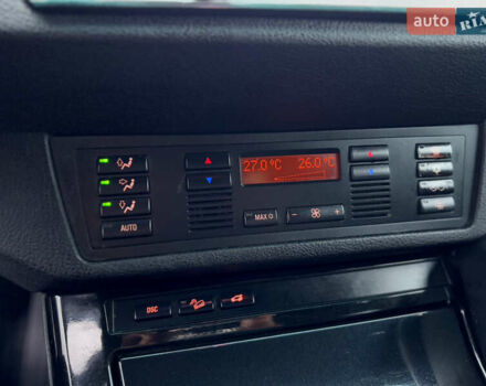 Черный БМВ Х5, объемом двигателя 3 л и пробегом 400 тыс. км за 8700 $, фото 62 на Automoto.ua