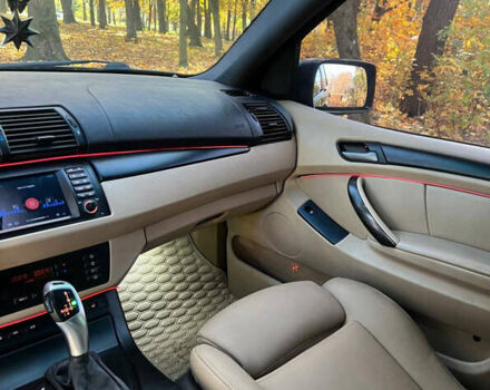 Чорний БМВ Х5, об'ємом двигуна 3 л та пробігом 384 тис. км за 9300 $, фото 14 на Automoto.ua