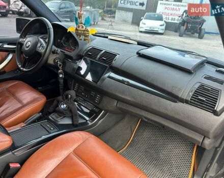 Черный БМВ Х5, объемом двигателя 3 л и пробегом 200 тыс. км за 9900 $, фото 10 на Automoto.ua