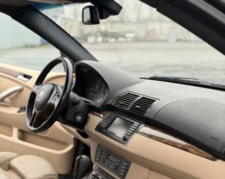 Черный БМВ Х5, объемом двигателя 3 л и пробегом 350 тыс. км за 6150 $, фото 16 на Automoto.ua