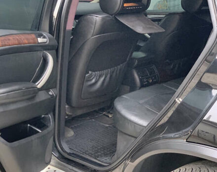 Черный БМВ Х5, объемом двигателя 4.4 л и пробегом 370 тыс. км за 6999 $, фото 27 на Automoto.ua