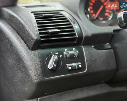 Черный БМВ Х5, объемом двигателя 3 л и пробегом 400 тыс. км за 8700 $, фото 42 на Automoto.ua