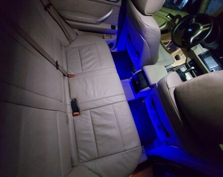 Чорний БМВ Х5, об'ємом двигуна 3 л та пробігом 480 тис. км за 5600 $, фото 17 на Automoto.ua