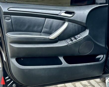 Чорний БМВ Х5, об'ємом двигуна 3 л та пробігом 374 тис. км за 9800 $, фото 10 на Automoto.ua
