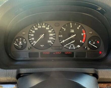 Черный БМВ Х5, объемом двигателя 3 л и пробегом 354 тыс. км за 9999 $, фото 6 на Automoto.ua