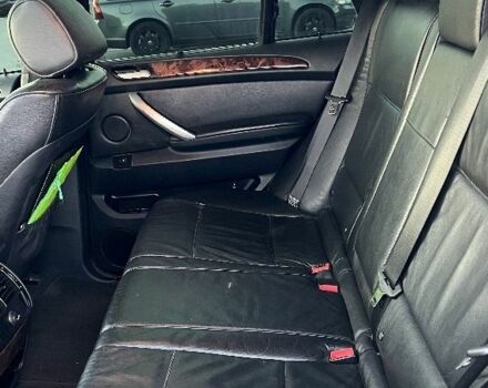 Черный БМВ Х5, объемом двигателя 4.4 л и пробегом 295 тыс. км за 7000 $, фото 10 на Automoto.ua