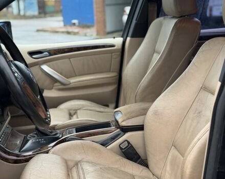 Черный БМВ Х5, объемом двигателя 3 л и пробегом 350 тыс. км за 6150 $, фото 13 на Automoto.ua
