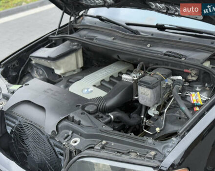 Черный БМВ Х5, объемом двигателя 3 л и пробегом 400 тыс. км за 8700 $, фото 69 на Automoto.ua