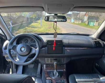 Черный БМВ Х5, объемом двигателя 3 л и пробегом 285 тыс. км за 10000 $, фото 5 на Automoto.ua