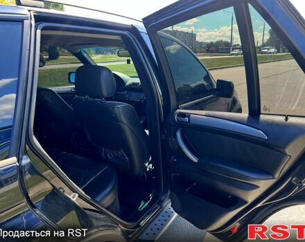 Черный БМВ Х5, объемом двигателя 3 л и пробегом 385 тыс. км за 8000 $, фото 6 на Automoto.ua