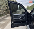 Черный БМВ Х5, объемом двигателя 3 л и пробегом 340 тыс. км за 10850 $, фото 14 на Automoto.ua