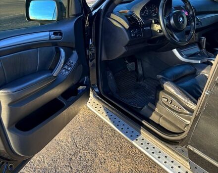 Черный БМВ Х5, объемом двигателя 3 л и пробегом 360 тыс. км за 12750 $, фото 7 на Automoto.ua