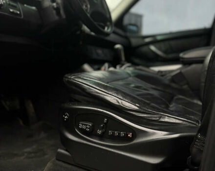 Черный БМВ Х5, объемом двигателя 4.4 л и пробегом 450 тыс. км за 7200 $, фото 16 на Automoto.ua