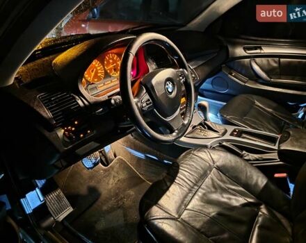Черный БМВ Х5, объемом двигателя 4.4 л и пробегом 430 тыс. км за 6900 $, фото 4 на Automoto.ua