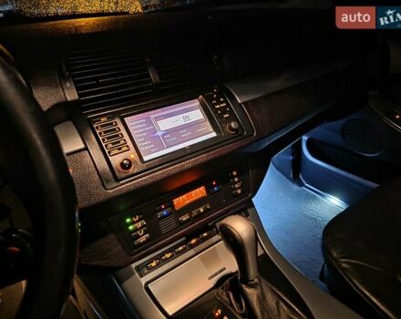 Черный БМВ Х5, объемом двигателя 4.4 л и пробегом 430 тыс. км за 6900 $, фото 1 на Automoto.ua