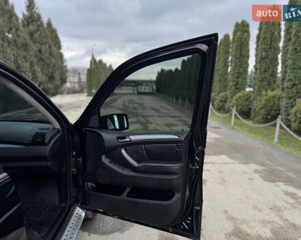 Черный БМВ Х5, объемом двигателя 3 л и пробегом 340 тыс. км за 10850 $, фото 18 на Automoto.ua