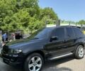 Чорний БМВ Х5, об'ємом двигуна 3 л та пробігом 330 тис. км за 10000 $, фото 2 на Automoto.ua