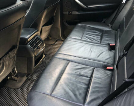 Чорний БМВ Х5, об'ємом двигуна 2.99 л та пробігом 300 тис. км за 12000 $, фото 13 на Automoto.ua